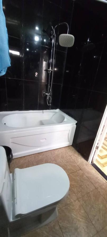 Apartment Zurabi Batumi Eksteriør bilde
